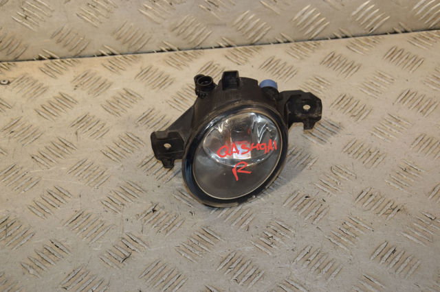 Правая противотуманная фара 261508992A NISSAN