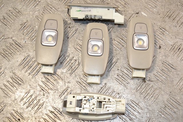 Плафон освещения кабины 264301419R RENAULT