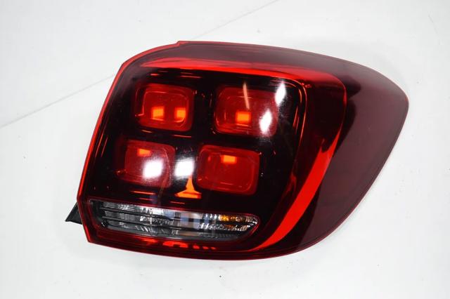 Правый стоп-сигнал 265506147R RENAULT