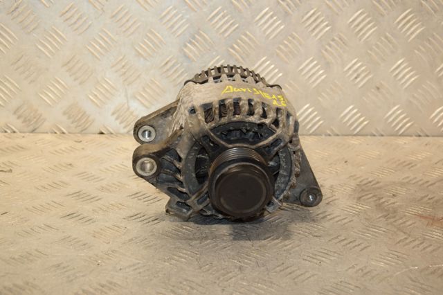 Автомобильный генератор 270600T010 TOYOTA