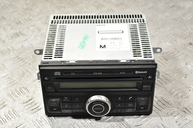 Магнитола (радио AM/FM) 28185JD05A NISSAN