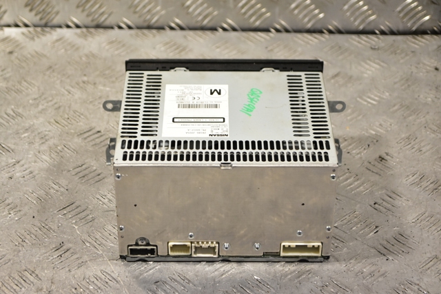 NISSAN 28185JD05A Магнитола в наличии Харьков