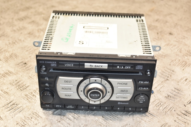 Магнитола (радио AM/FM) 28185JG45A NISSAN