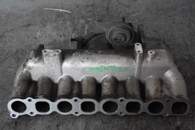 Впускной коллектор 283104A100 HYUNDAI