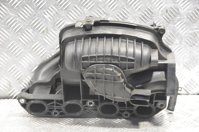 Впускной коллектор 283112B000 HYUNDAI