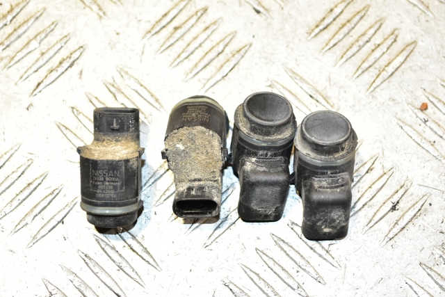 Задние парктроники 28438BG00A NISSAN