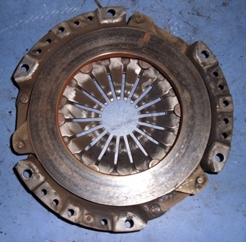 Лепестковая корзина сцепления 2S617563HB FORD