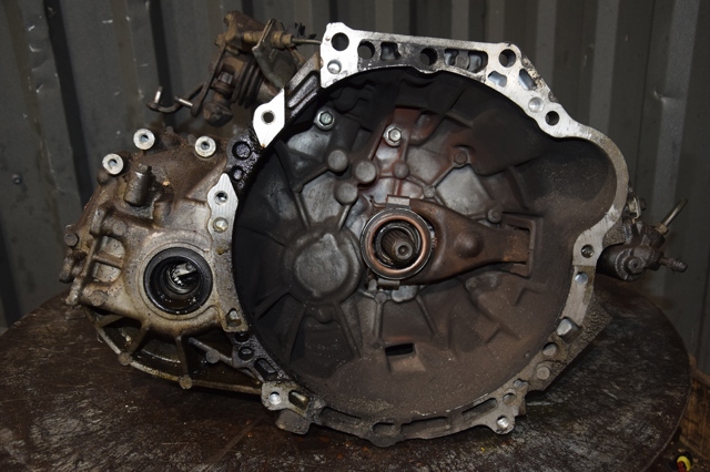 КПП 303001E110 TOYOTA