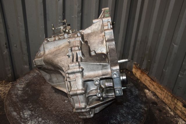 3030042200 TOYOTA КПП в сборе (механическая коробка передач) купить в Хмельницкий