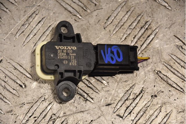 VOLVO 30798030 Датчик удара в наличии Чернигов