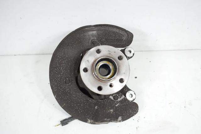 Цапфа поворотная правая 31216876852 BMW