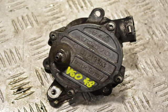 VOLVO 31219463 Насос вакуумный в наличии Хмельницкий