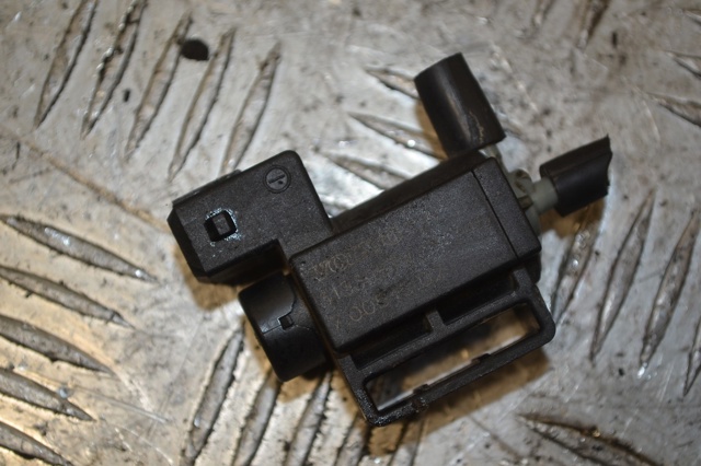 VOLVO 31339879 Клапан соленоид регулирования заслонки EGR в наличии Ирпень