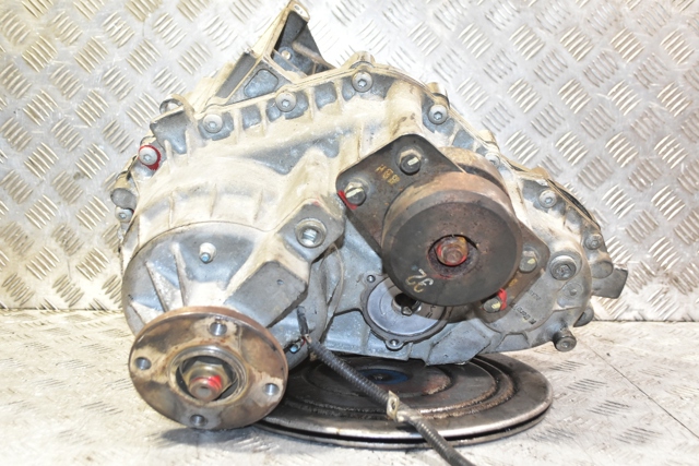 SSANG YONG 3200008010 Раздатка в наличии Киев