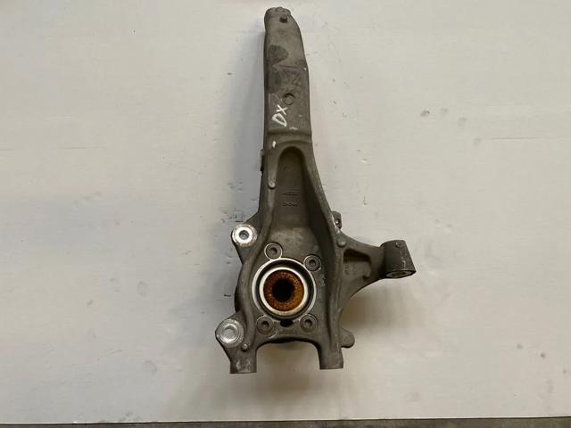 32298140 VOLVO Цапфа передняя правая купить в Черкассы