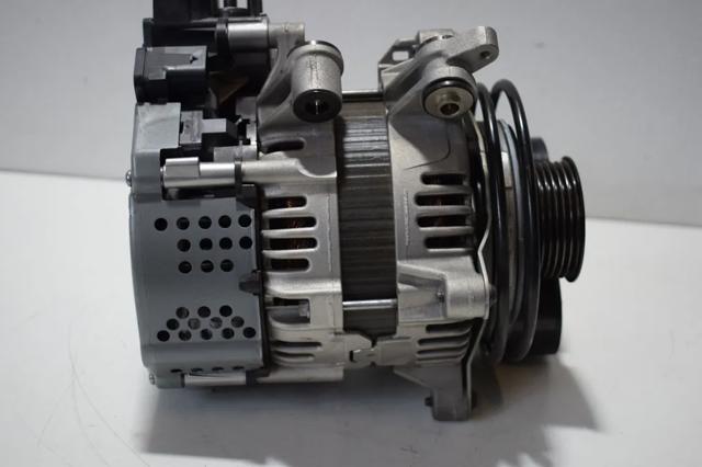 Генератор автомобильный 32301041 VOLVO