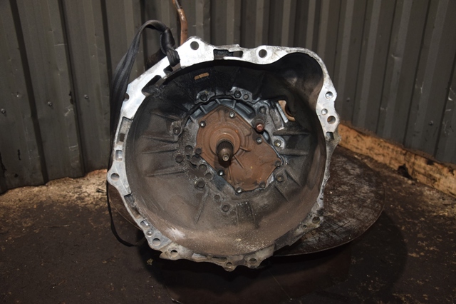 Коробка скоростей механика 330302F290 TOYOTA
