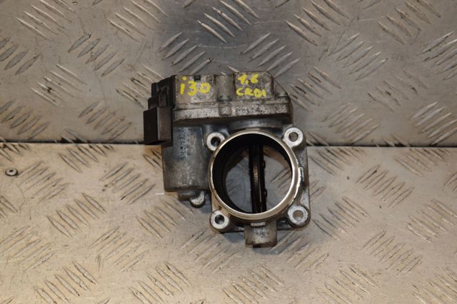 Дроссельная заслонка 351002A760 HYUNDAI
