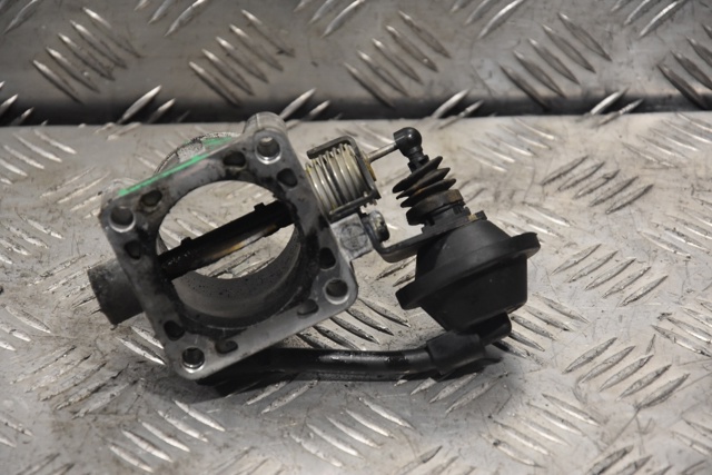 Дроссельная заслонка 351002A810 HYUNDAI
