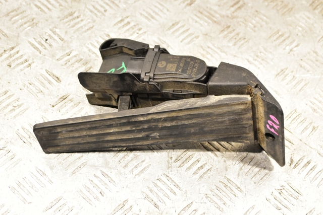 Педали газа 35426853176 BMW