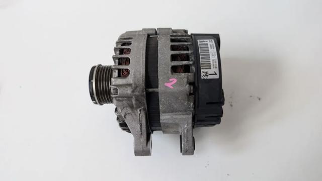 Генератор автомобильный 373002F100 HYUNDAI
