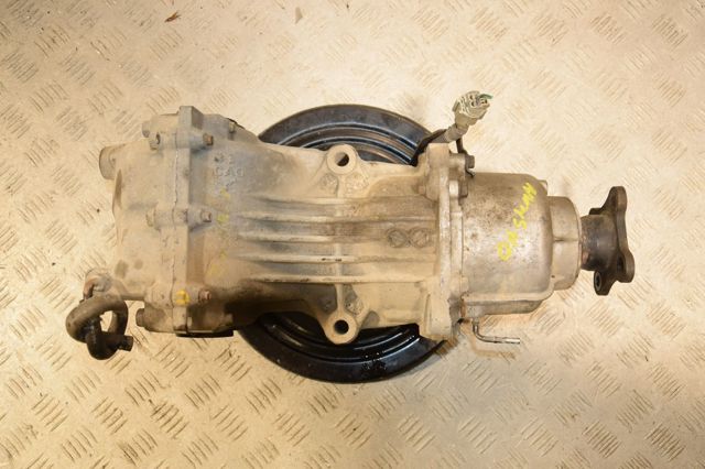Редуктор заднего моста 38300JD610 NISSAN