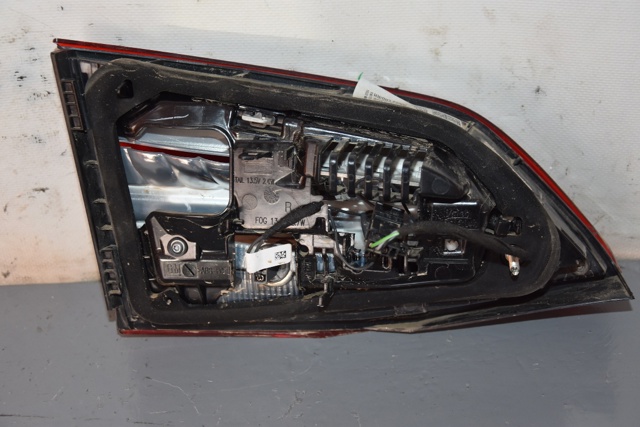 39077383 OPEL Фонарь задний правый внутренний купить в Каменское