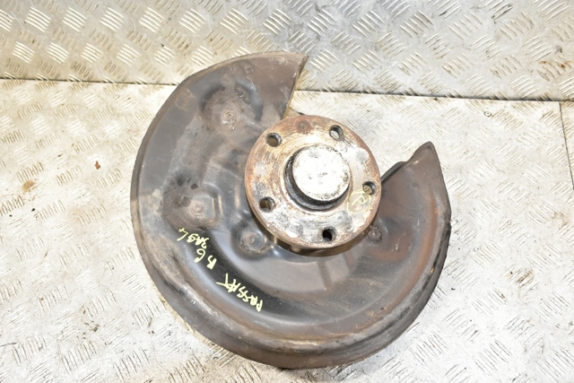 Цапфа поворотная левая 3C0505435F VAG
