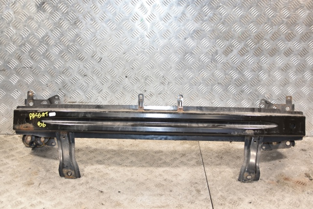 Балка бампера переднего 3C0807109B VAG