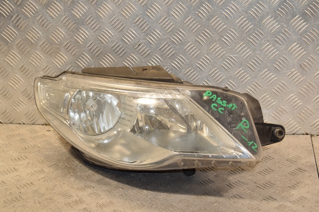 Вставка фары правой 3C8941006C VAG