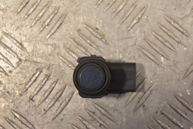 Датчик парктроника центральный 3D0919275D VAG