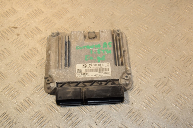 Модуль управления двигателем 3T0907115G VAG