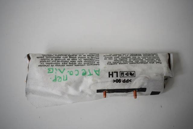 Подушка безопасности AIRBAG спинки сиденья, левого 3V0880241F VAG