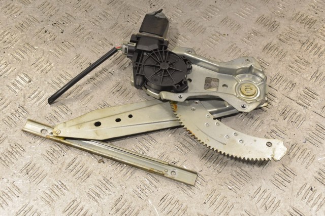 400928A NISSAN купить в Николаев