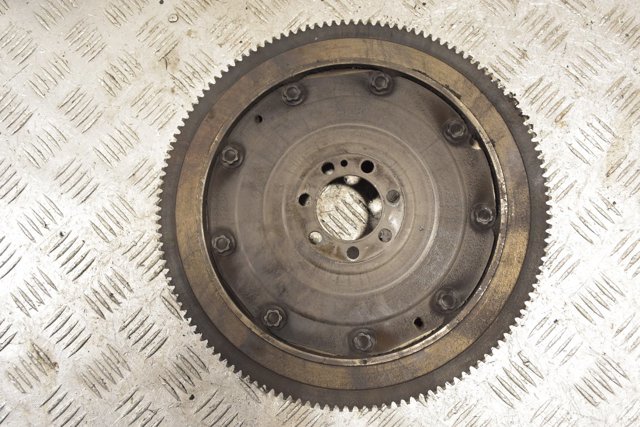 NISSAN 403298 в наличии Львов