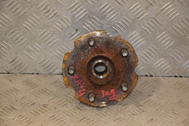 Ступица задняя (шпиндель) 4241042040 TOYOTA