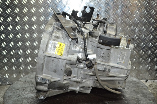 HYUNDAI 4300038050 КПП в наличии Ирпень