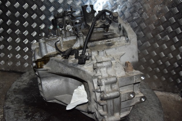 4300038050 HYUNDAI КПП купить в Кривой Рог