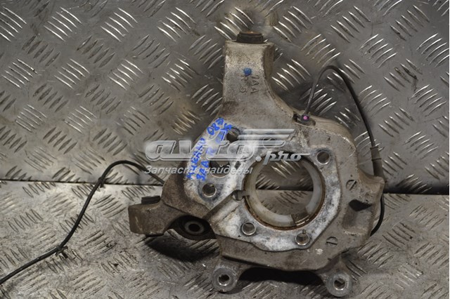 Цапфа - поворотный кулак задний, правый 430181AA0A NISSAN