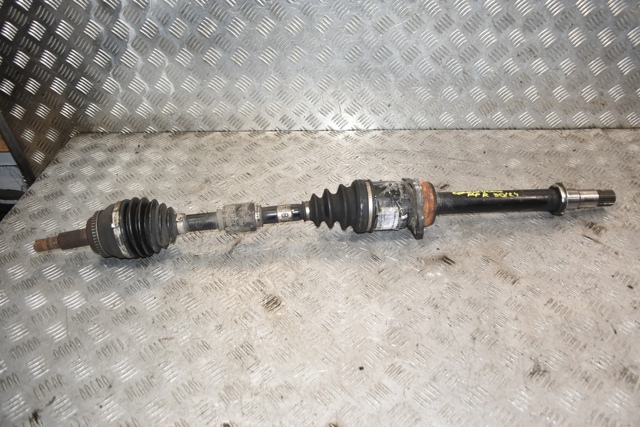 Привод правый 4341005320 TOYOTA