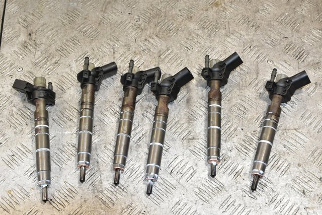 MERCEDES 445116028 Топливные форсунки в наличии Кривой Рог