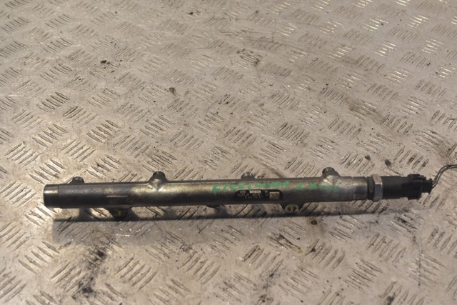 LAND ROVER 445214011 Распределитель топлива (рампа) в наличии Черкассы
