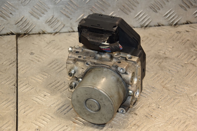 TOYOTA 4454042211 Блок АБС в наличии Хмельницкий