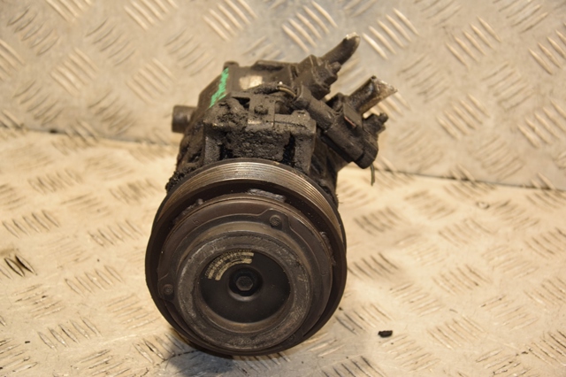 CHRYSLER 4472205602 в наличии Черновцы