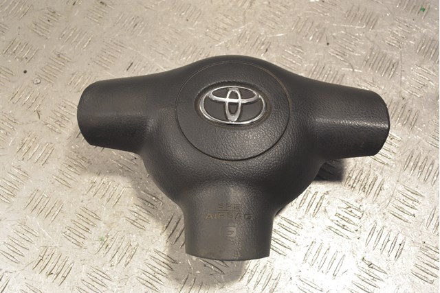 Подушка безопасности руль airbag toyota (e12) 4513002260