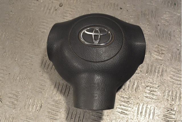 Подушка безопасности руль airbag toyota (e12) 4513002270