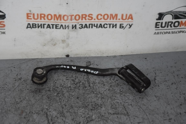 46840189 Ролик двери боковой (сдвижной) правый верхний купить Украина