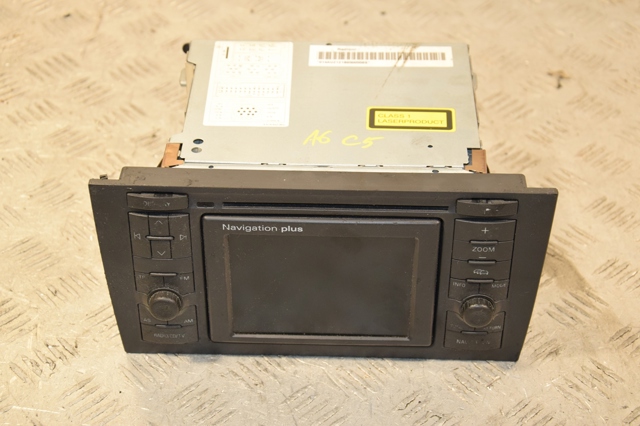 Автомобильная магнитола 4B0035192K VAG