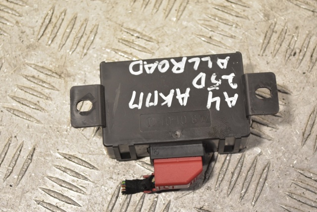 4D0951173D VAG Блок управления сигнализатора движения купить в Украина
