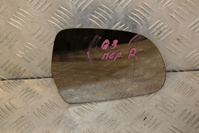 Стекло зеркала заднего вида, правого 4F0857536AF VAG